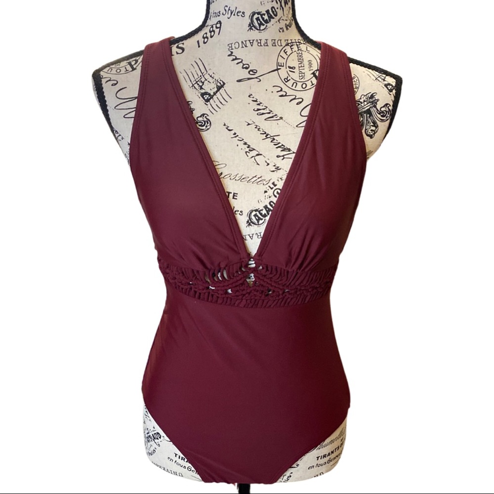 🐞3 for $35🐞NWT Kona Sol Burgundy Pattern Swimsuit Small
